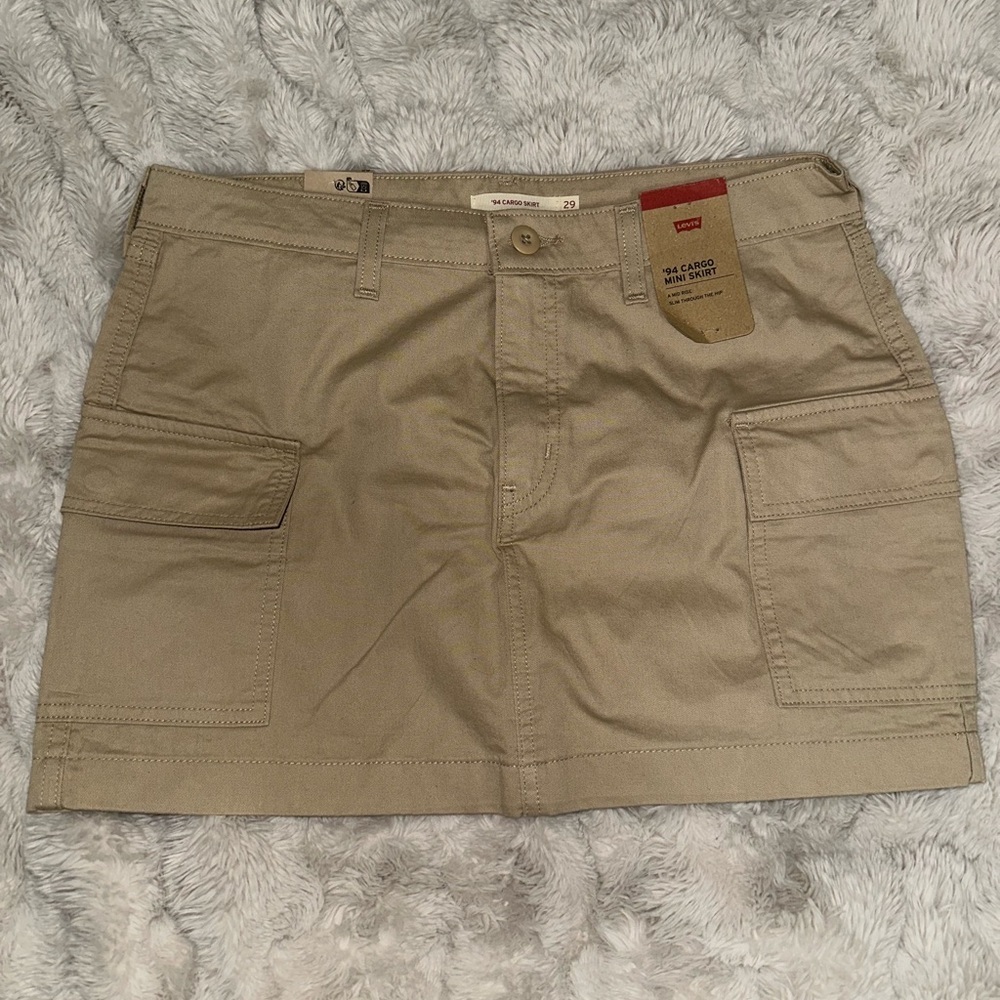 Levi's Women's Beige Mini Skirt - Picture 1 of 2